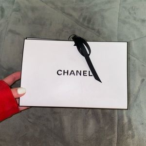 Chanel packaging